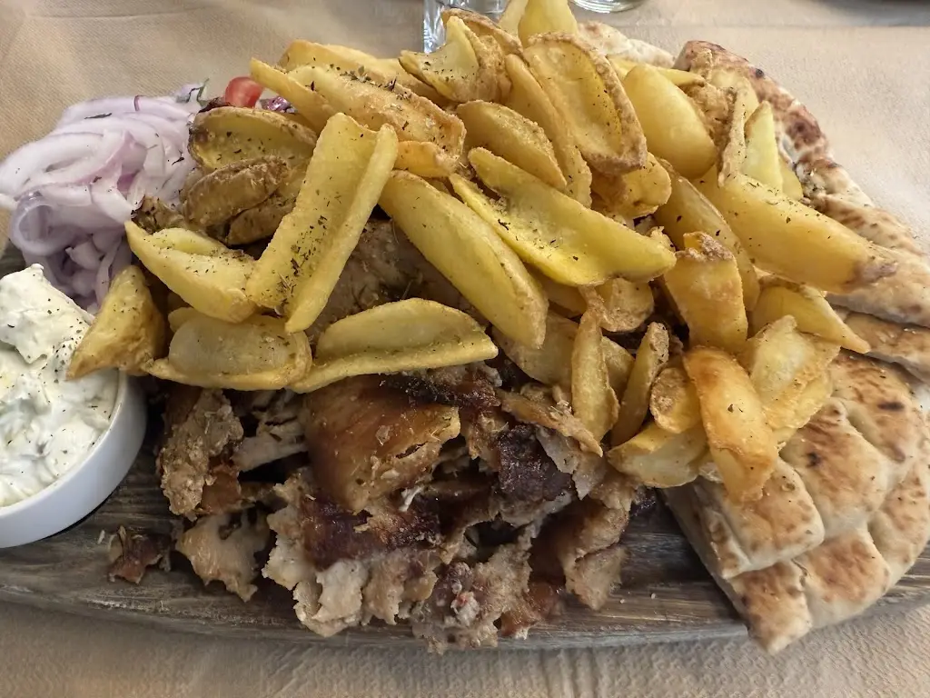 Chris Halkidis_Ο ΚΥΡΙΟΣ ΛΙΧΟΥΔΗΣ_Áno Liósia_review