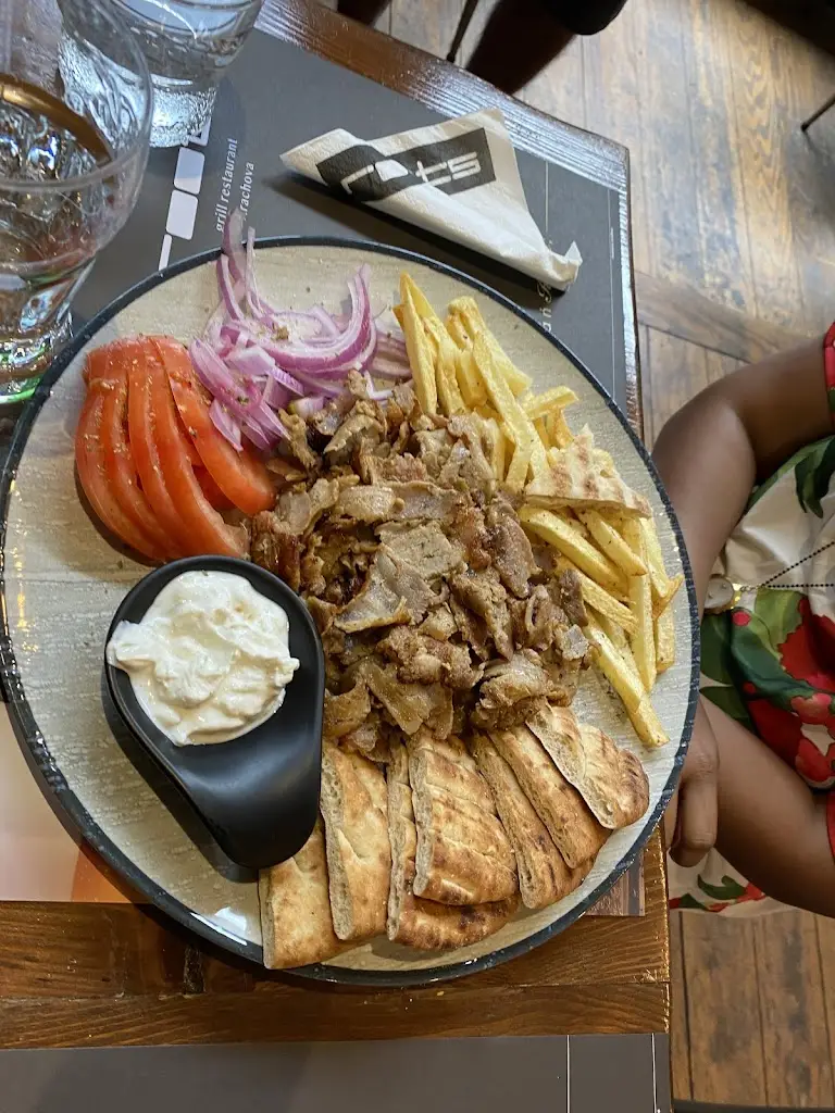 Ash_Roots_Aráchova_review