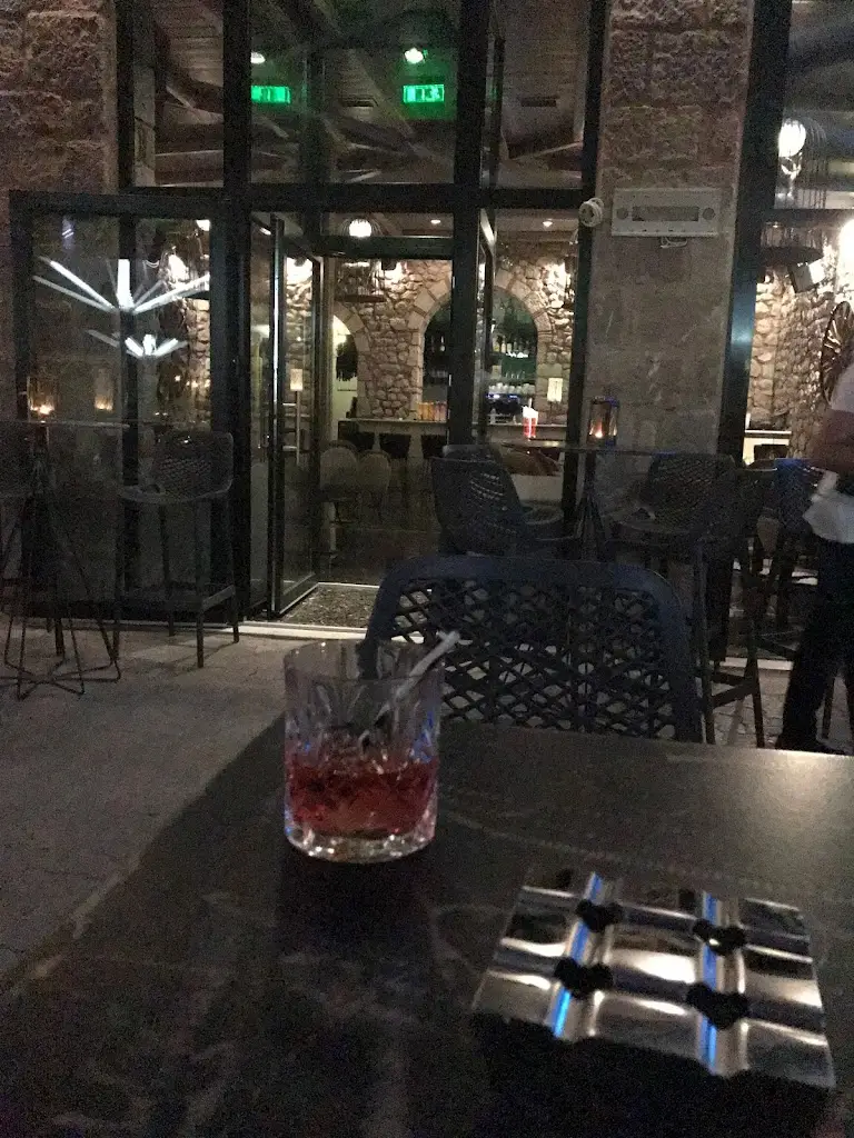 JAY Oh Restaurant in Aráchova