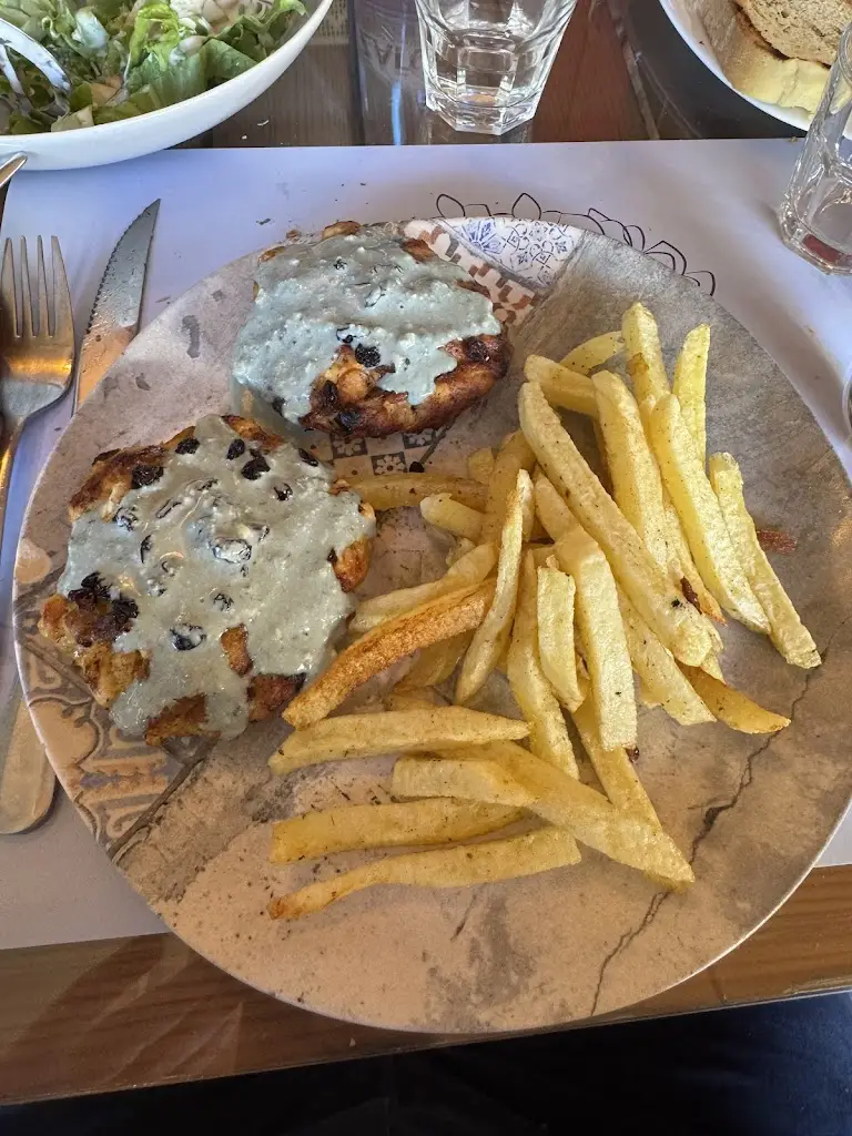 Μεζεδοπωλείο Ορτανσία_Chalkída_slider_image_3