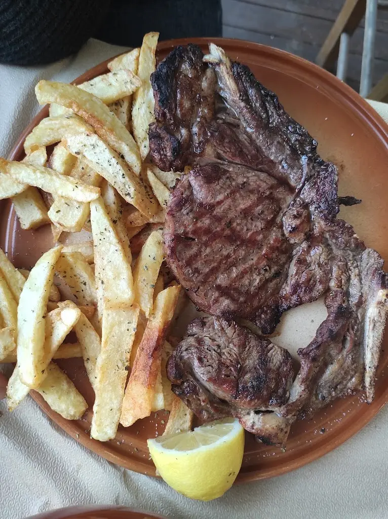 Menü_Ανάματα_Chalkída_Bild_9