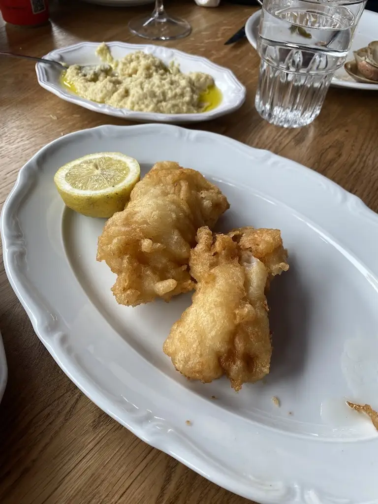 Dim Julio_Tsaf_Chalkída_Bewertung