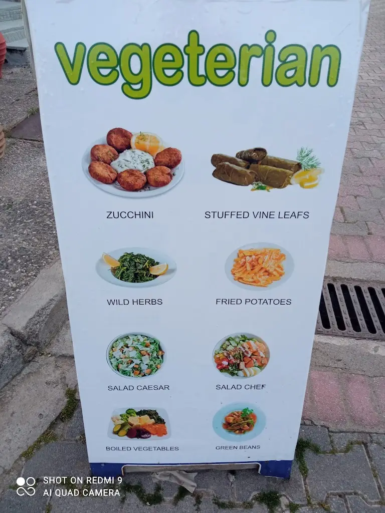 Menu_In & out restaurant_Dístomo_image_2