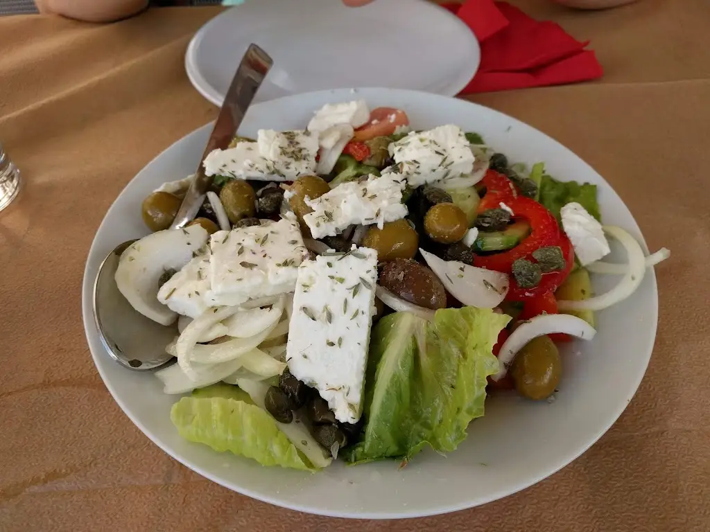 Menu_In & out restaurant_Dístomo_image_6