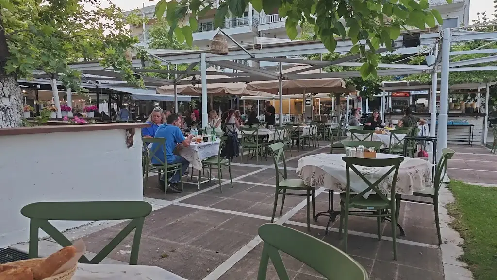 Ο ΣΩΤΗΡΗΣ ΨΗΤΟΠΩΛΕΙO_Áyios Konstandínos_slider_image_2