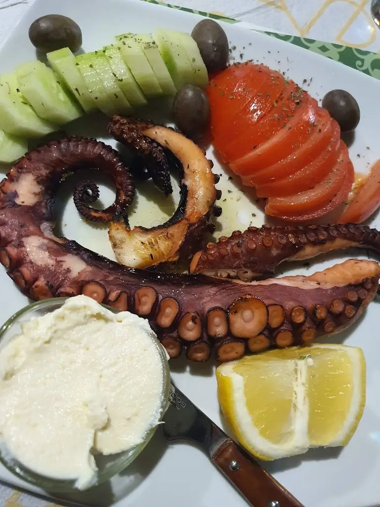 Menu_Akrogiali_Áyios Konstandínos_image_4