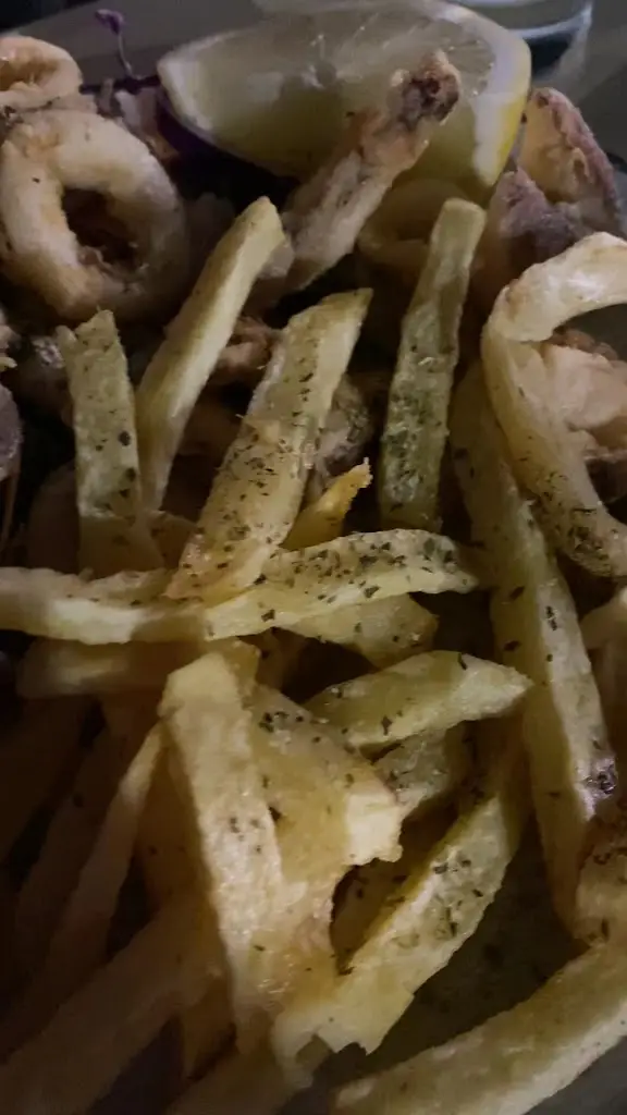 Fevgatos_Áyios Konstandínos_slider_image_2