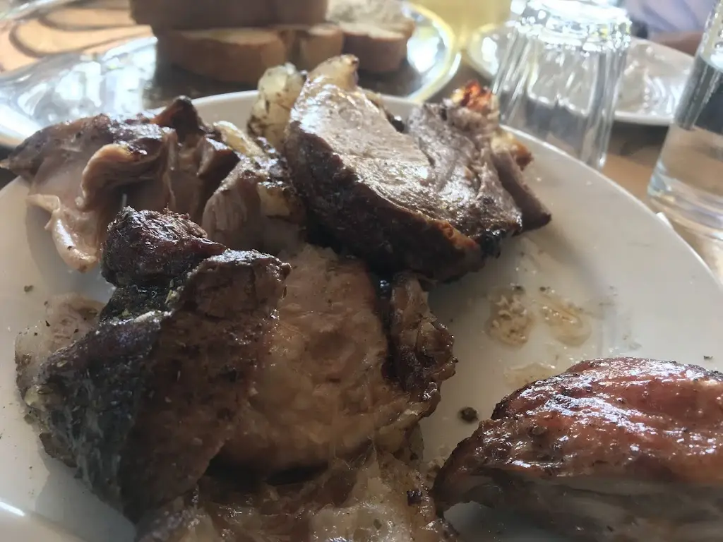 Menü_Νικήτας Ο Κυνηγός - Ταβέρνα_Áyios Konstandínos_Bild_3