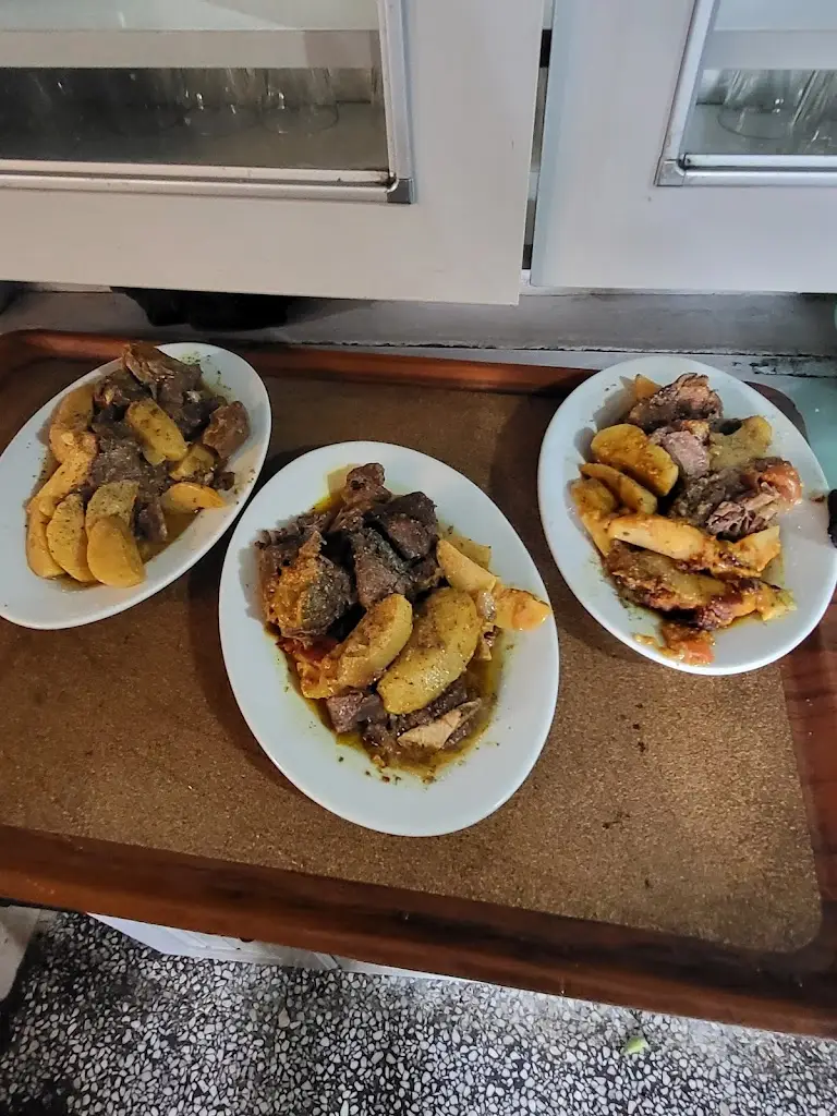 Menü_Νικήτας Ο Κυνηγός - Ταβέρνα_Áyios Konstandínos_Bild_6