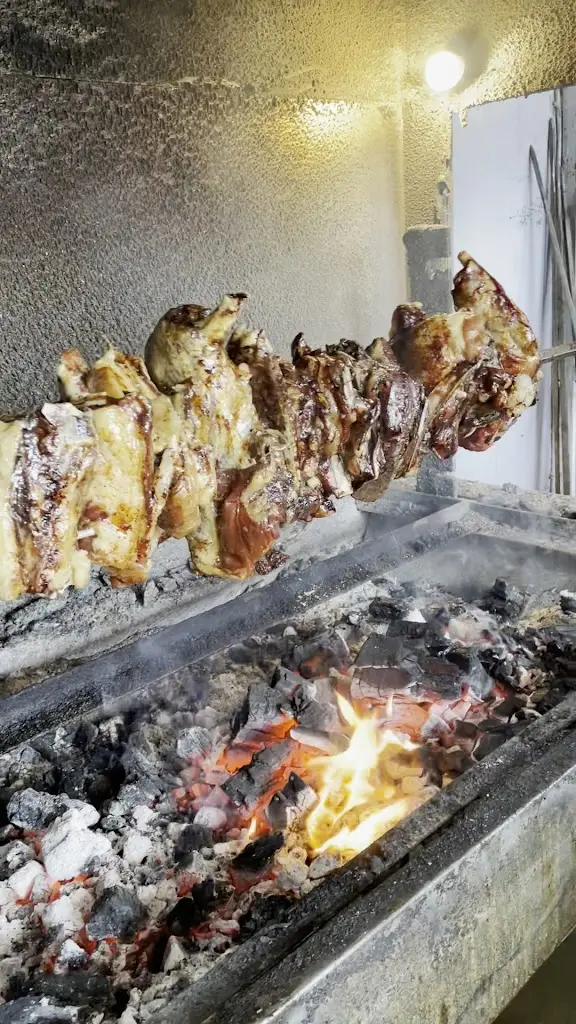 Νικήτας Ο Κυνηγός - Ταβέρνα_Áyios Konstandínos_slider_image_2