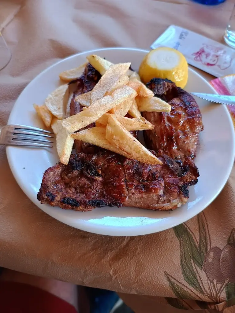 Νικήτας Ο Κυνηγός - Ταβέρνα_Áyios Konstandínos_slider_image_3