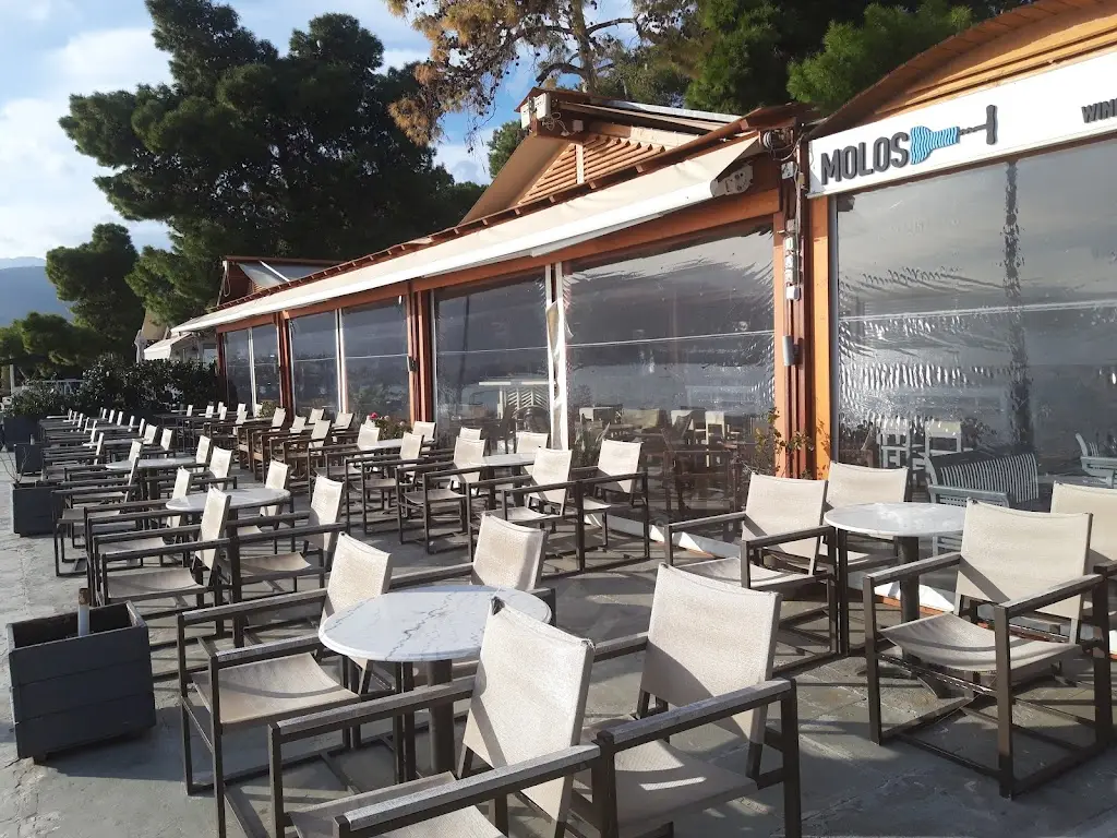 Molos Cafe_Itéa_slider_image_1