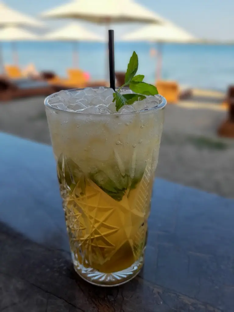 Menü_Riviera restobar_Erétria_Bild_7