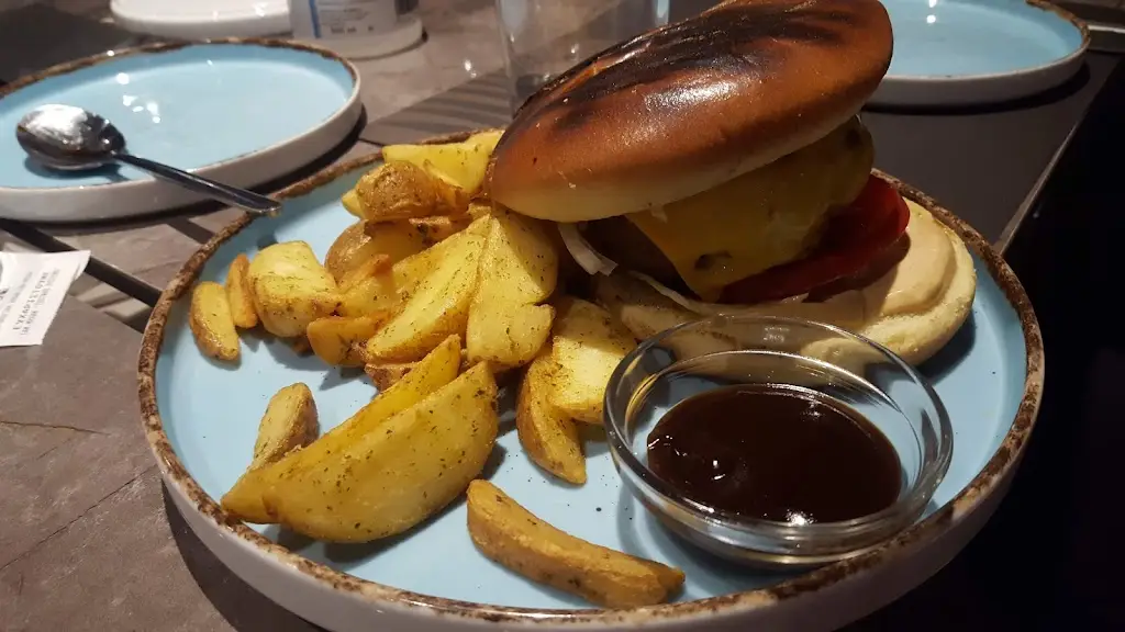 Menü_Riviera restobar_Erétria_Bild_8