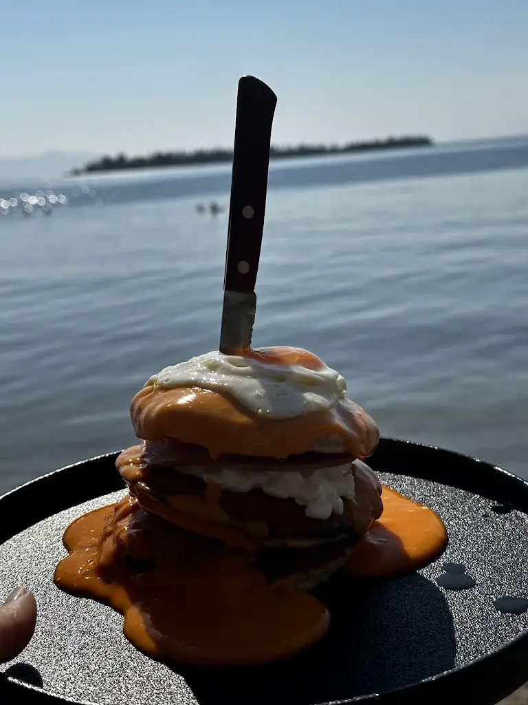 Inna Kats_Riviera restobar_Erétria_Bewertung