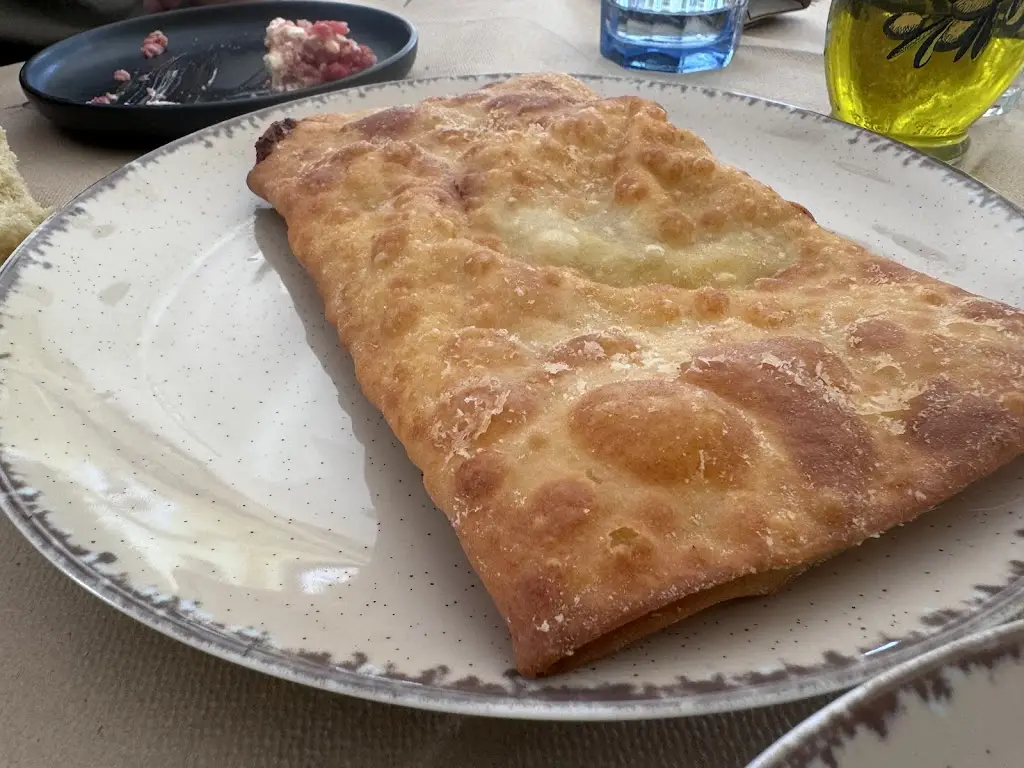 Η Αυλή της Αγγελικής_Erétria_slider_image_3