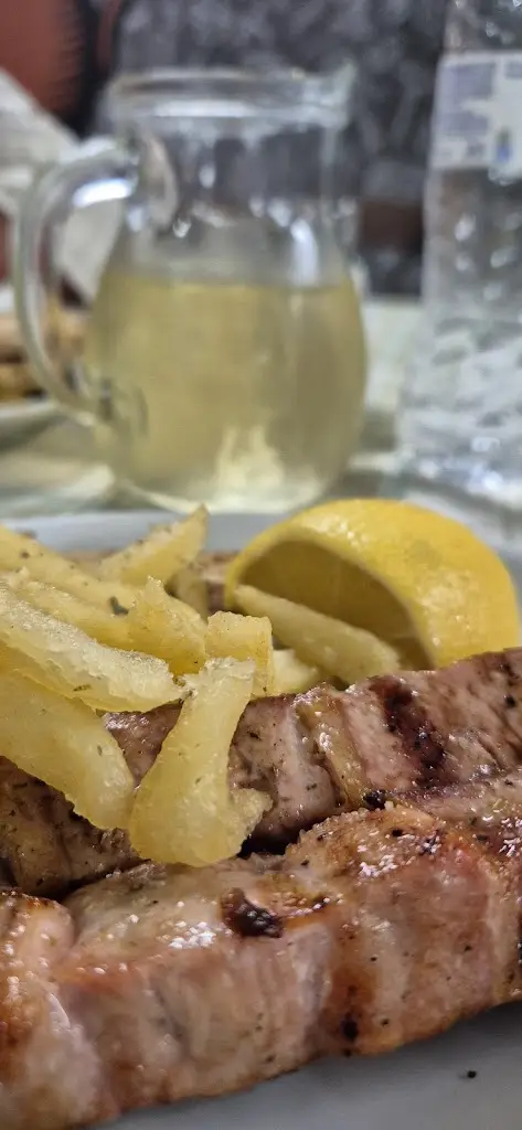 Monika M. K._ΤΟ ΚΑΝΑΤΑΚΙ_Erétria_Bewertung