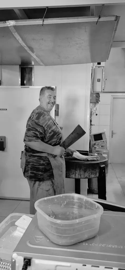 Rafal Krasinski_ΤΟ ΚΑΝΑΤΑΚΙ_Erétria_Bewertung