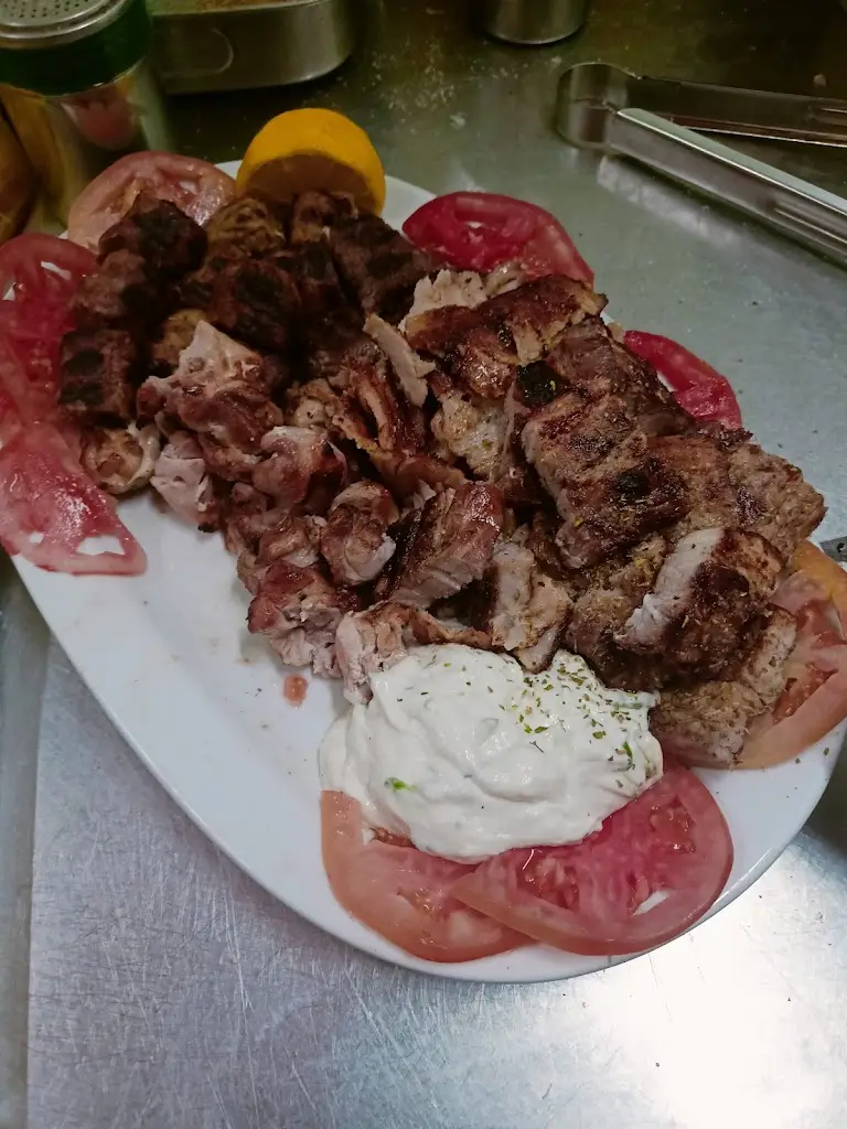 Menü_Καρυστινός & Ρένα_Erétria_Bild_4