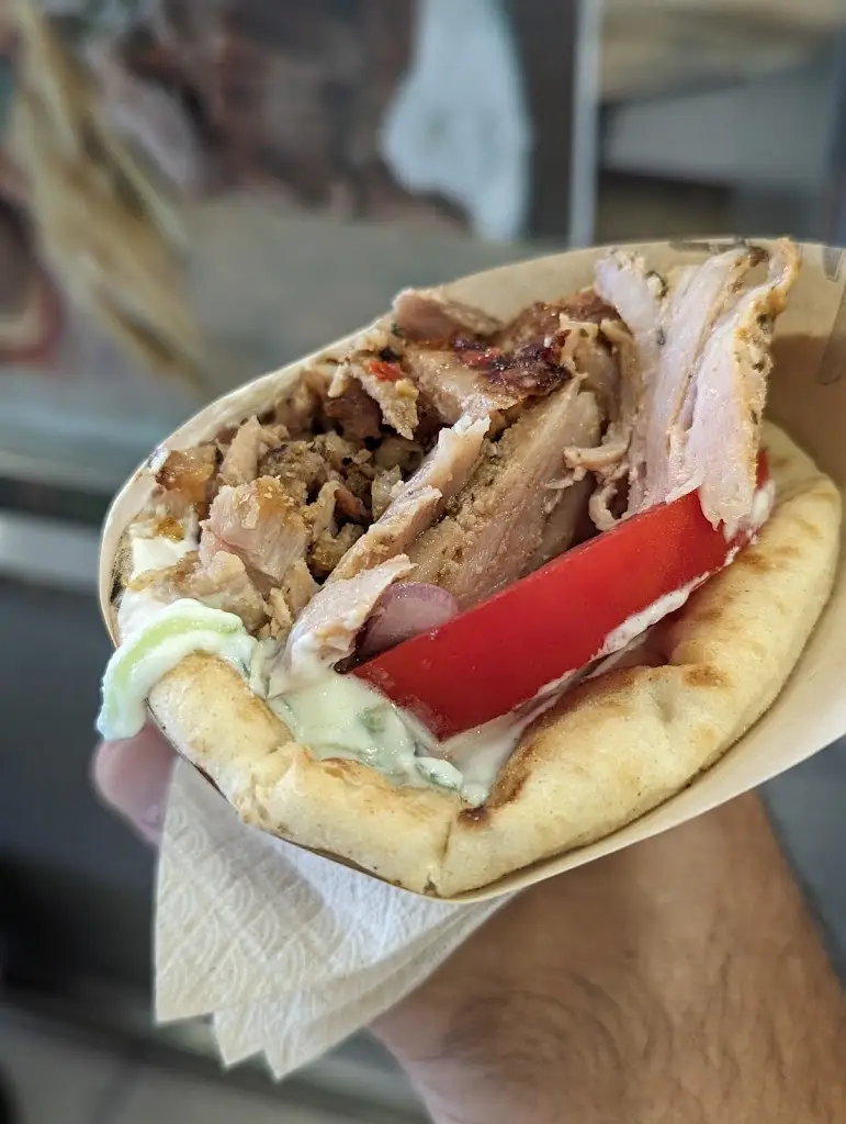 shai zach_Ψησταριά Σταματούκος_Erétria_Bewertung