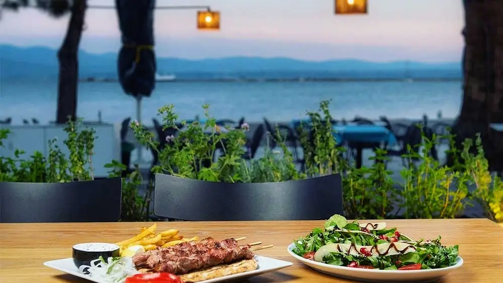 Anti/peina_Erétria_slider_image_3