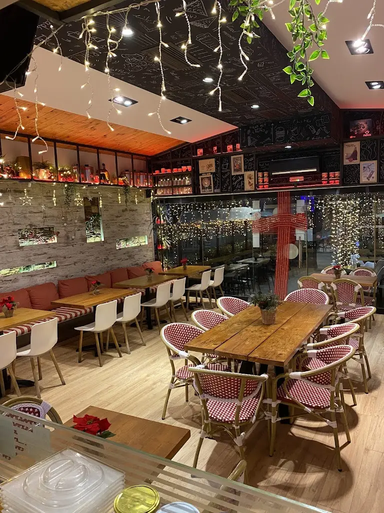 Red hot chili crepes Restaurant in Erétria