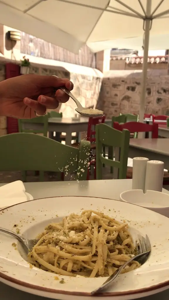 Kappos etsi_Aegina_slider_image_2