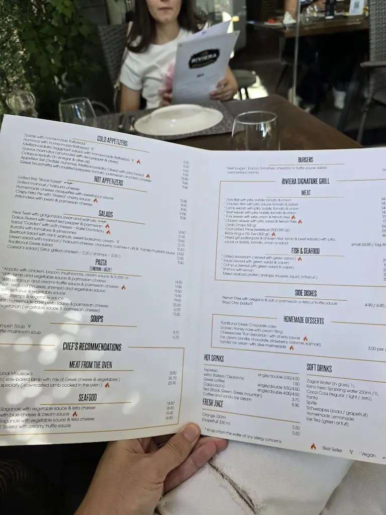 Menu_Riviera Kitchen & Grill_Álimos_image_4