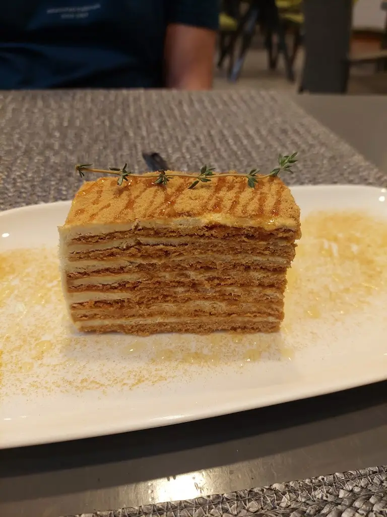 Menu_Riviera Kitchen & Grill_Álimos_image_5