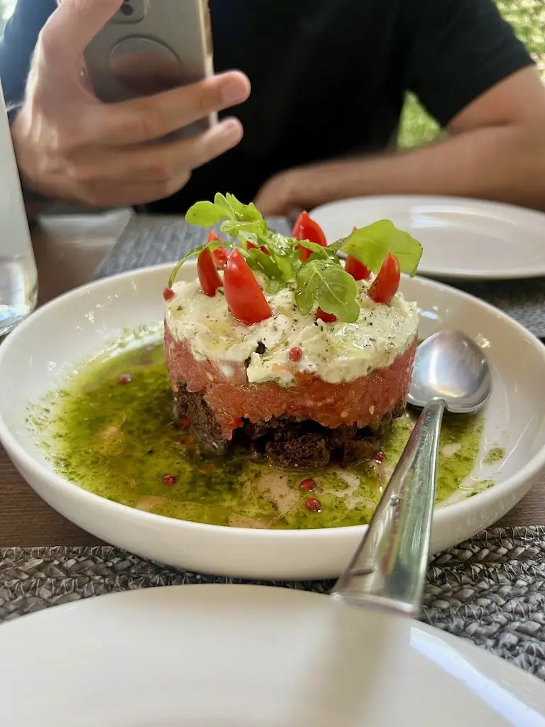 Bar Shaul_Riviera Kitchen & Grill_Álimos_review