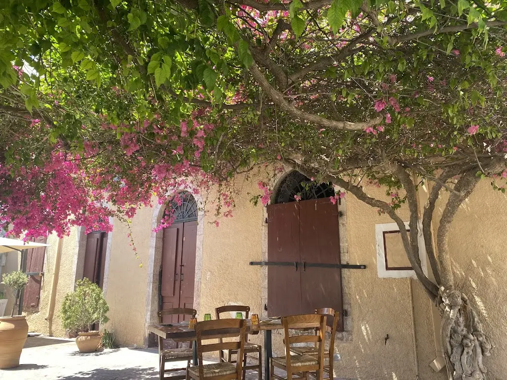 Delphine Thiriet_Galaxavra - Γαλαξαύρα_Galaxídhion_Bewertung