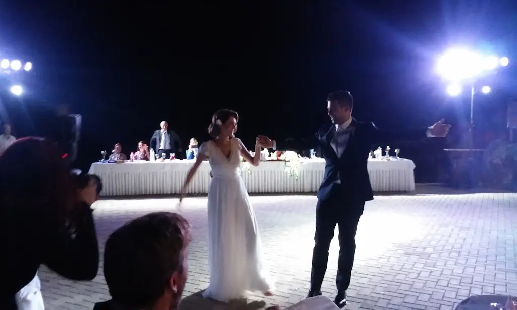 George Velanis_Μύλος εκδηλώσεις_Galaxídhion_Bewertung