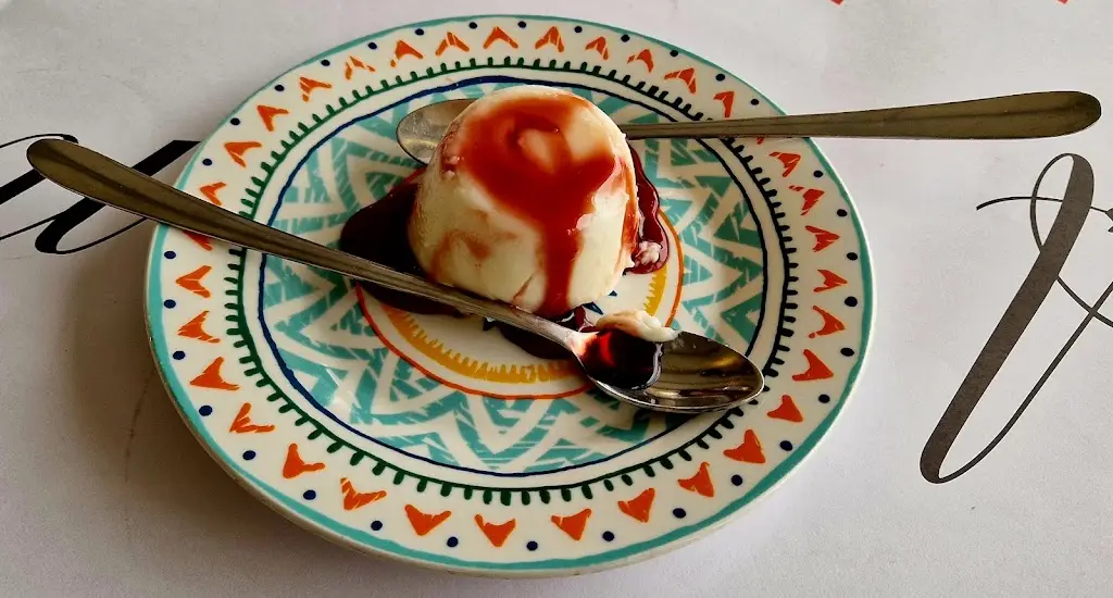 Menu_Abona Kamena Vourla_Kaména Voúrla_image_5