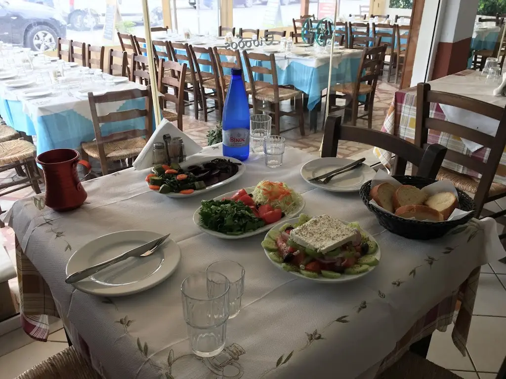 Dionysos Kamena Vourla_Kaména Voúrla_slider_image_2