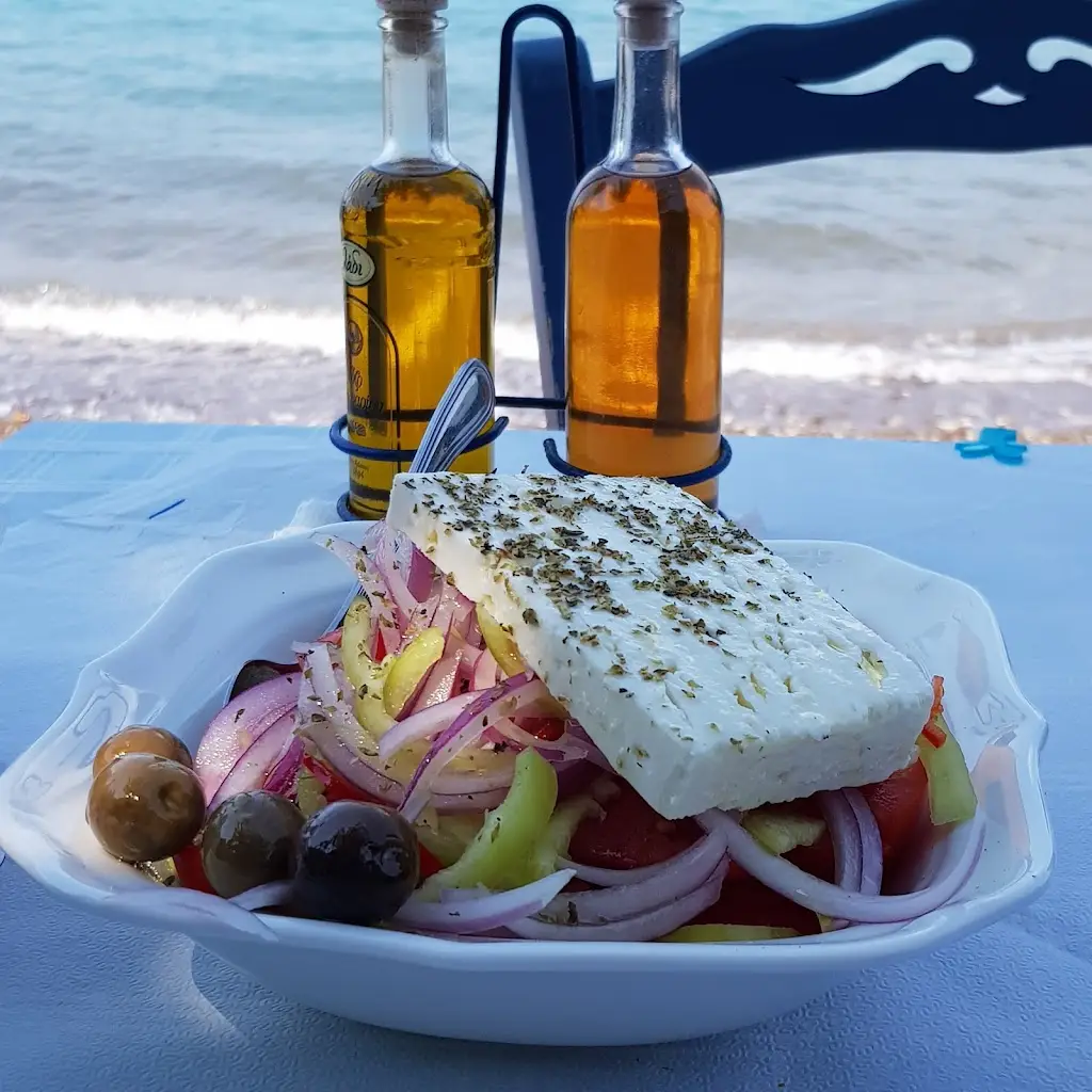 Menü_Nostos Fish Restaurant_Kaména Voúrla_Bild_6