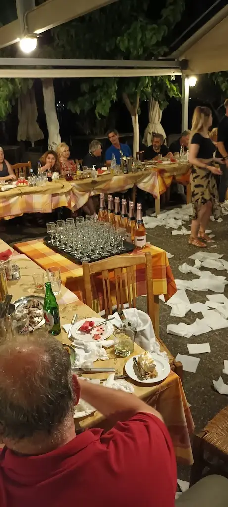 Menü_Mouries_Kaména Voúrla_Bild_5