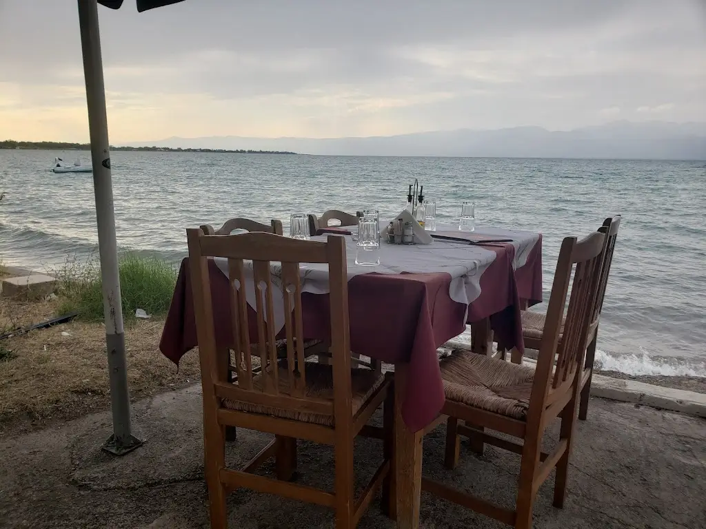 Tyler Parrott_Mouries_Kaména Voúrla_Bewertung