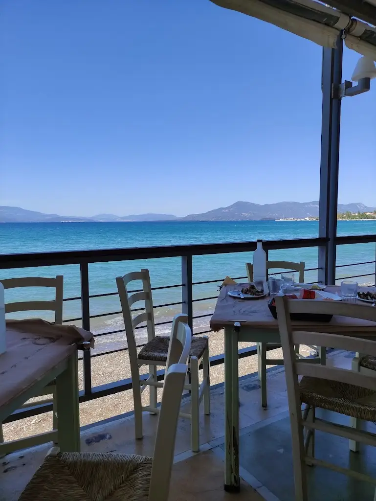 Frank Pol Kapeta_O Kakos o Lykos_Kaména Voúrla_Bewertung