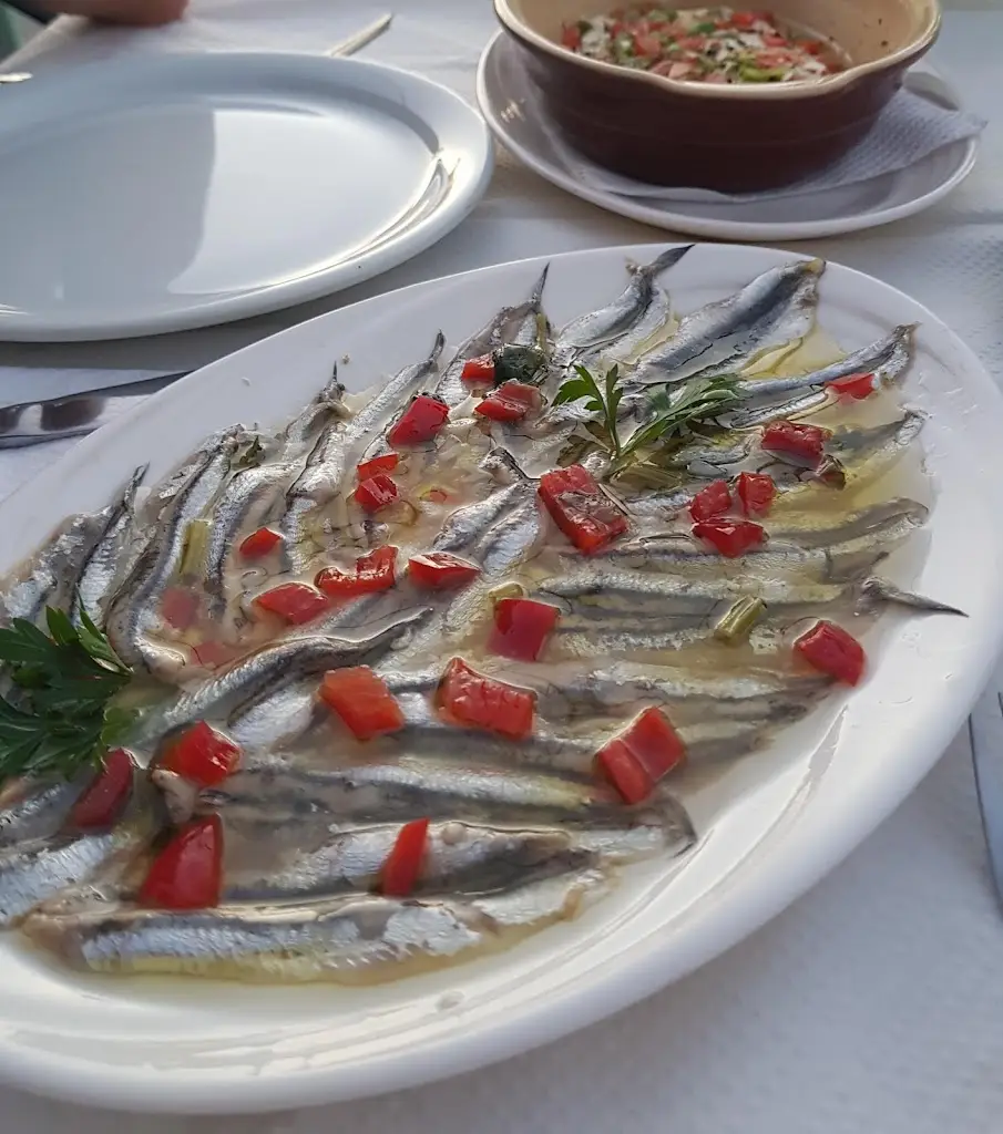 Andreas Isaias_Ταβέρνα Αντάμωμα_Kaména Voúrla_Bewertung