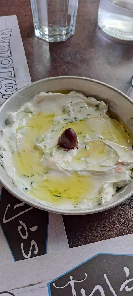 Menü_Steakhouse Tall_Kaména Voúrla_Bild_7