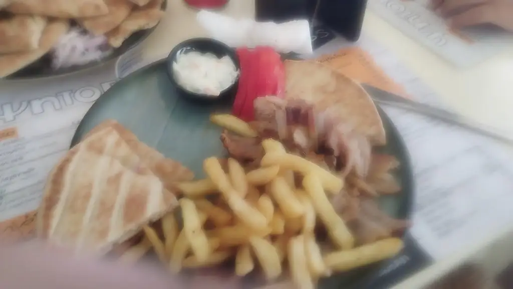 Steakhouse Tall_Kaména Voúrla_slider_image_2