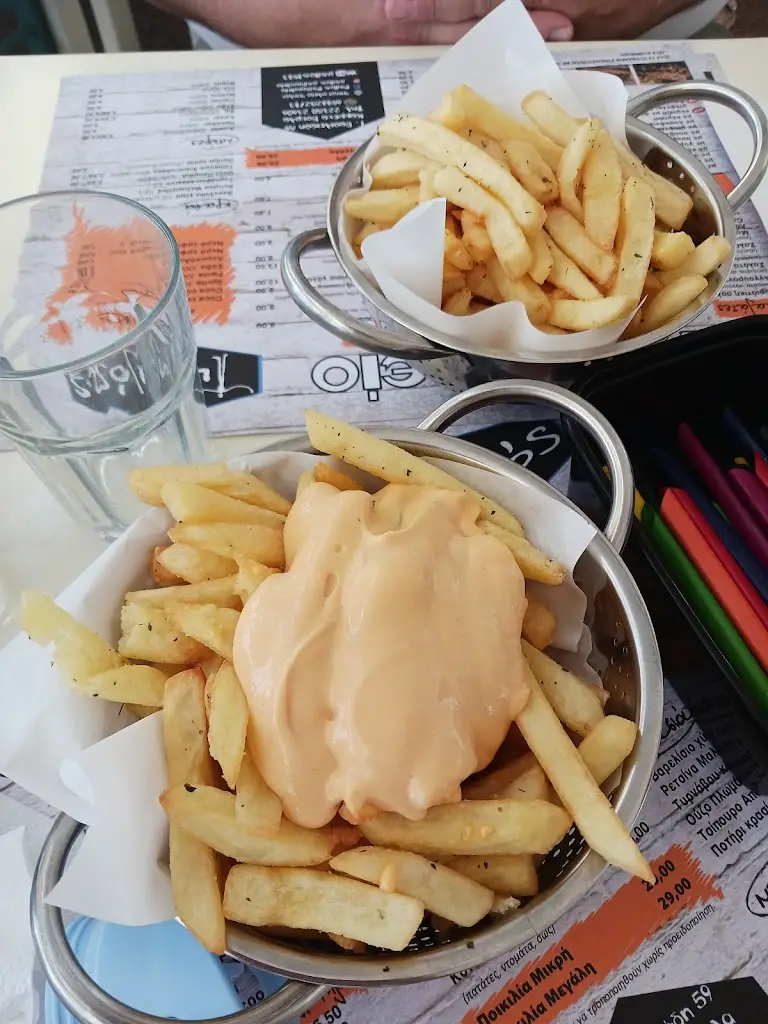 Steakhouse Tall_Kaména Voúrla_slider_image_3