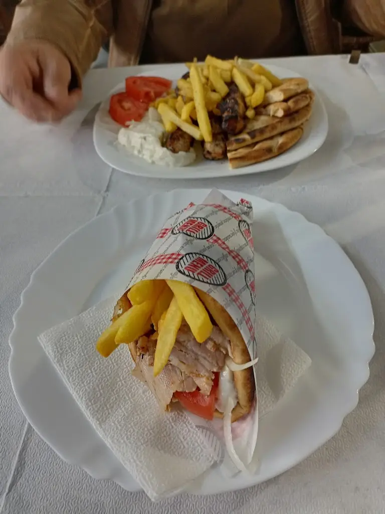 Menu_Attikón_Kaména Voúrla_image_4