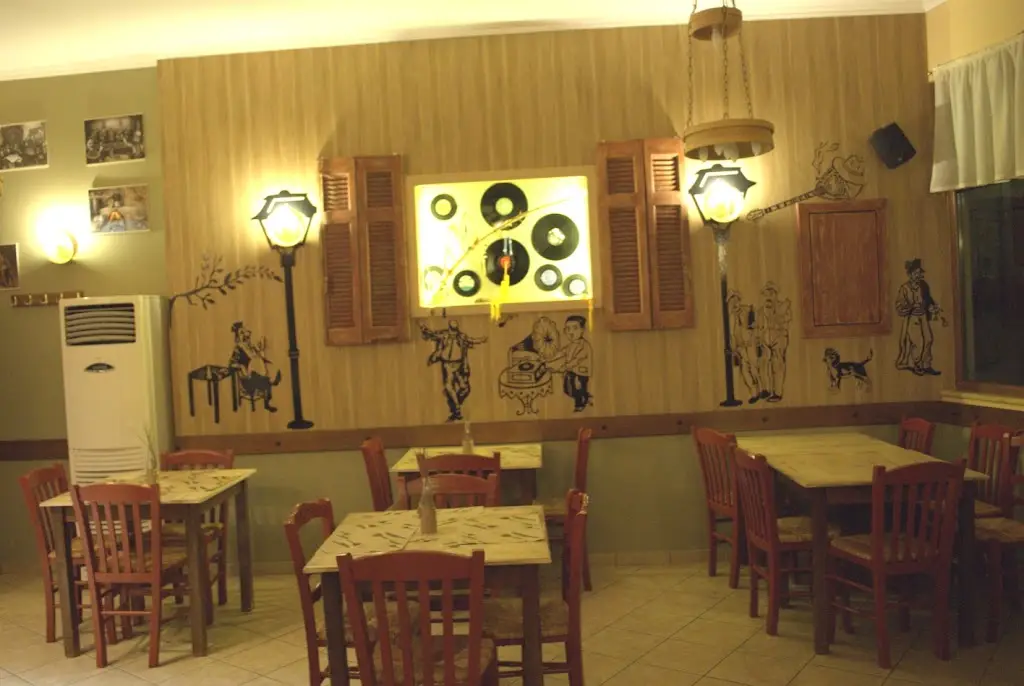 ILARI Restaurant Restaurant in Karpenísi