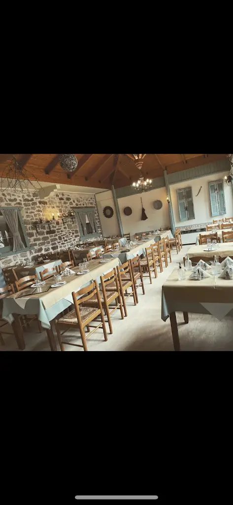 Panórama Tavern_Karpenísi_slider_image_1