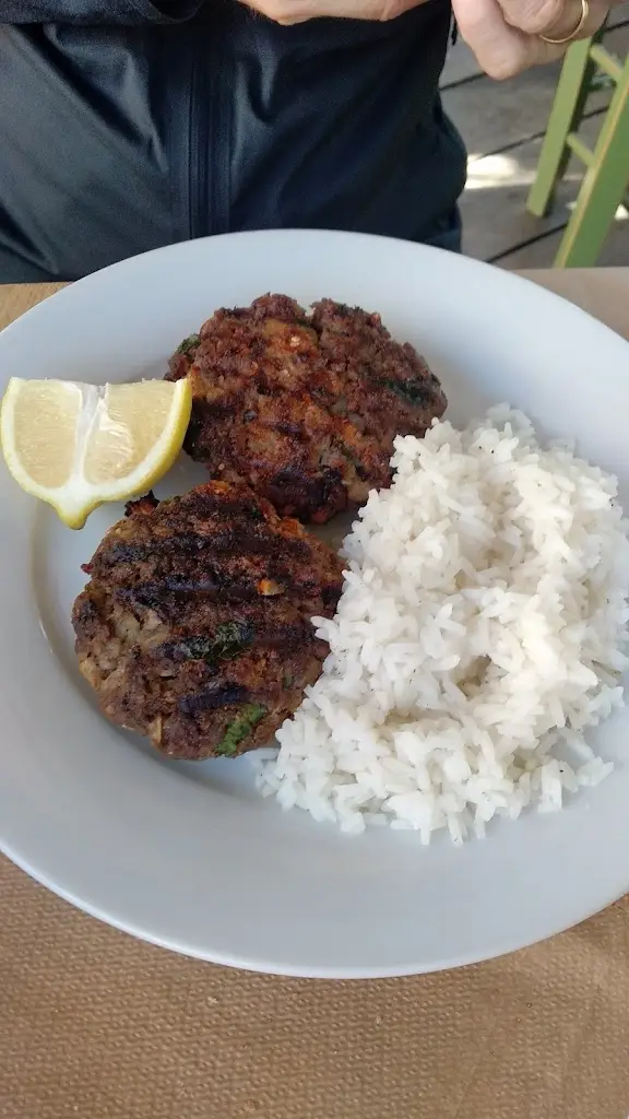 Menü_Foúfis_Karpenísi_Bild_1