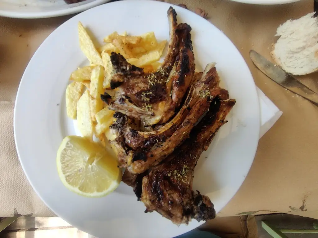 Menü_Foúfis_Karpenísi_Bild_6