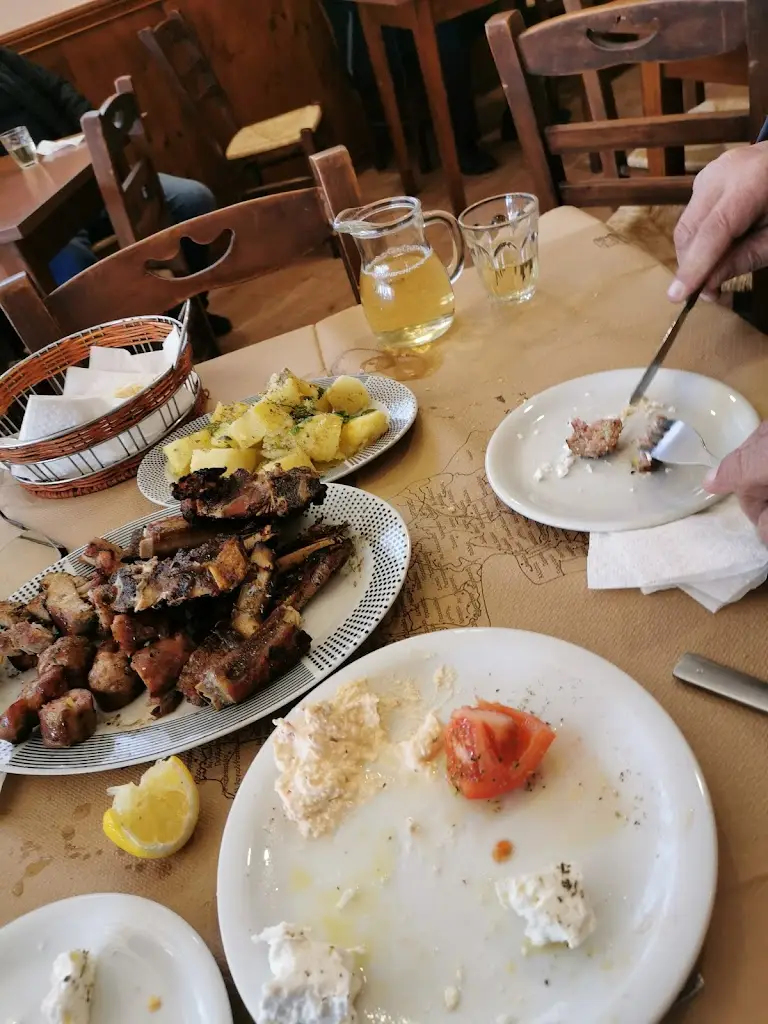 Menü_Foúfis_Karpenísi_Bild_8