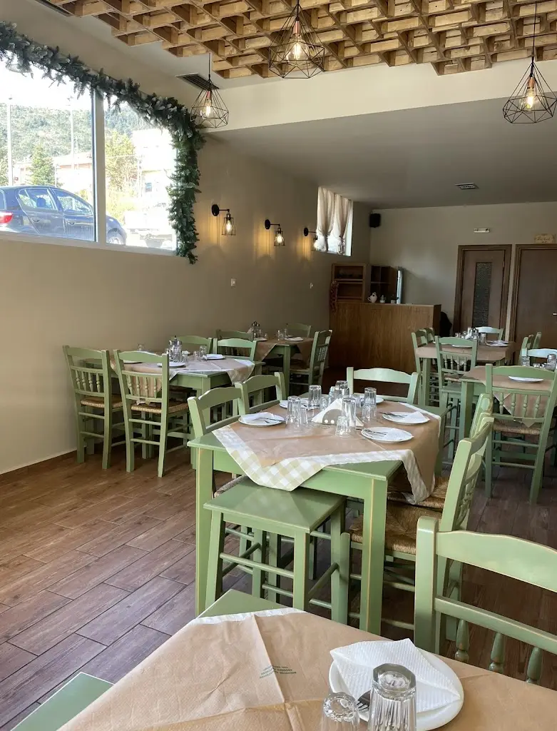 Foúfis_Karpenísi_slider_image_1