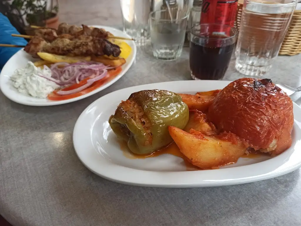 ΚΙΚΗ ΚΑΡΑΠΑΝΑΓΙΩΤΙΔΟΥ_Kolókas_Karpenísi_Bewertung